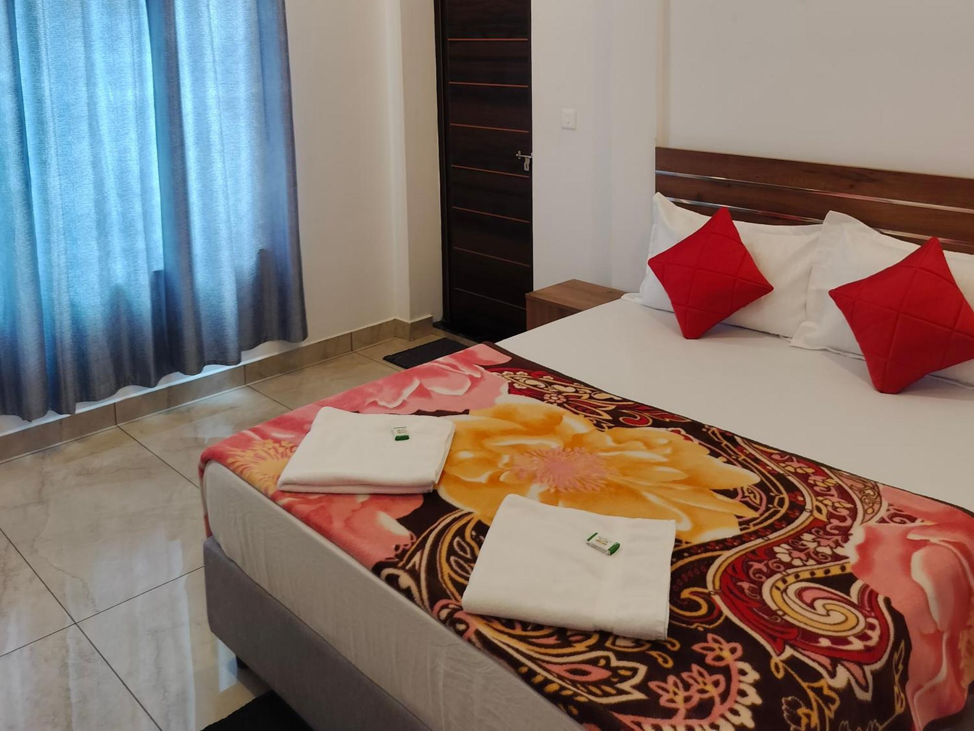 Asprin Homestay Мунар Екстериор снимка
